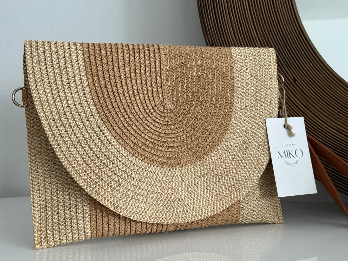 Two-Tone Spiral Clutch