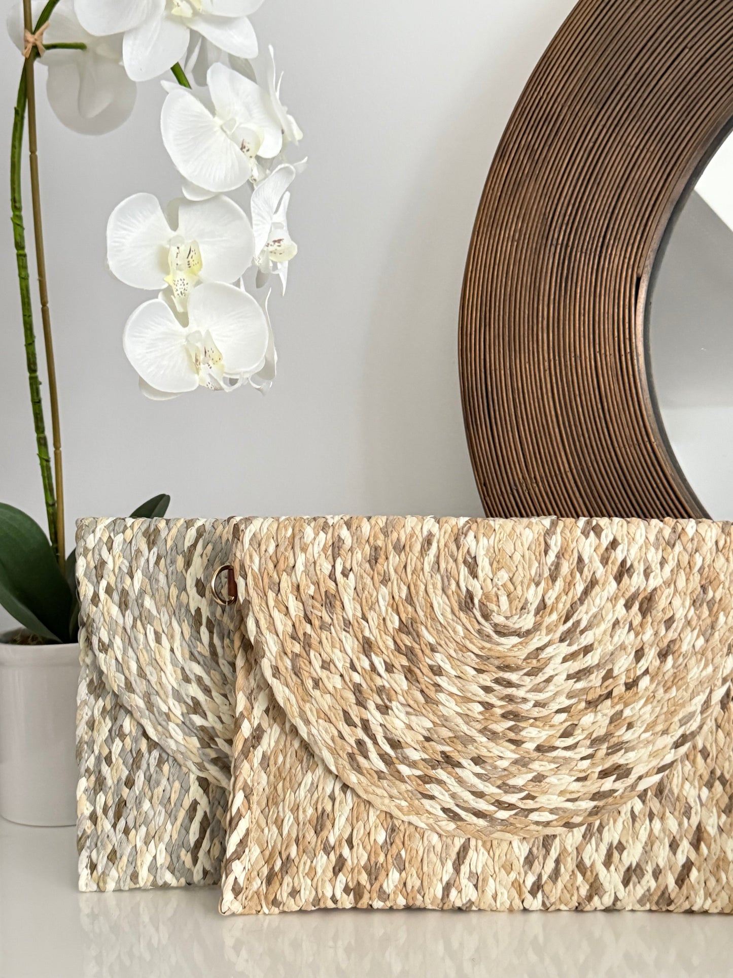 Spiral Palm Clutch
