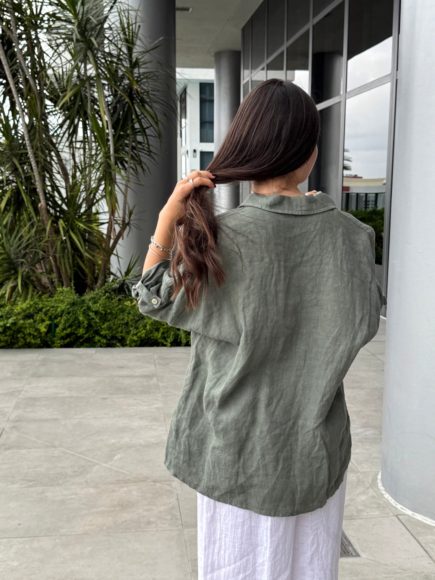 Classic Linen Button-up Shirt