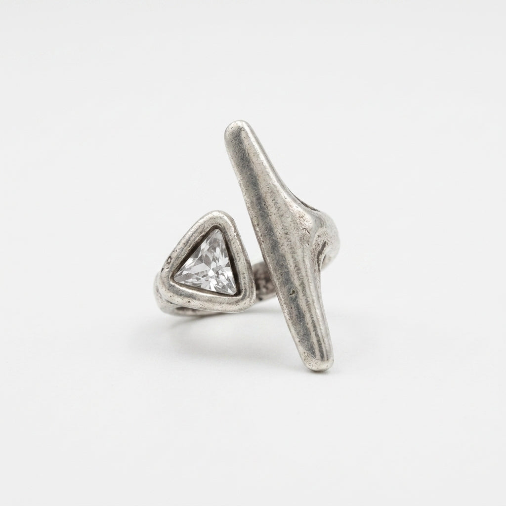 Lyra Sculpted Ring
