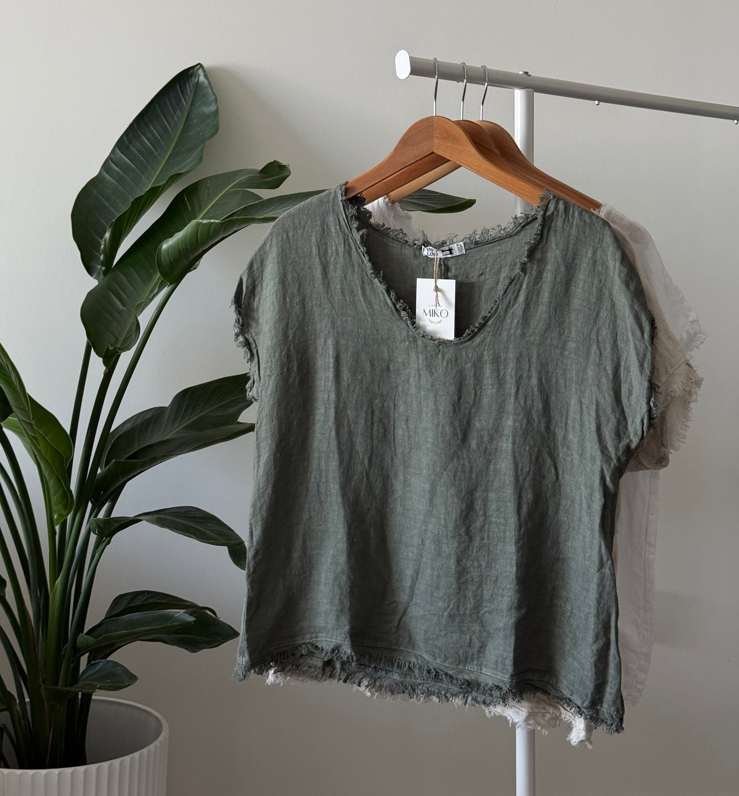 Luna Linen Top