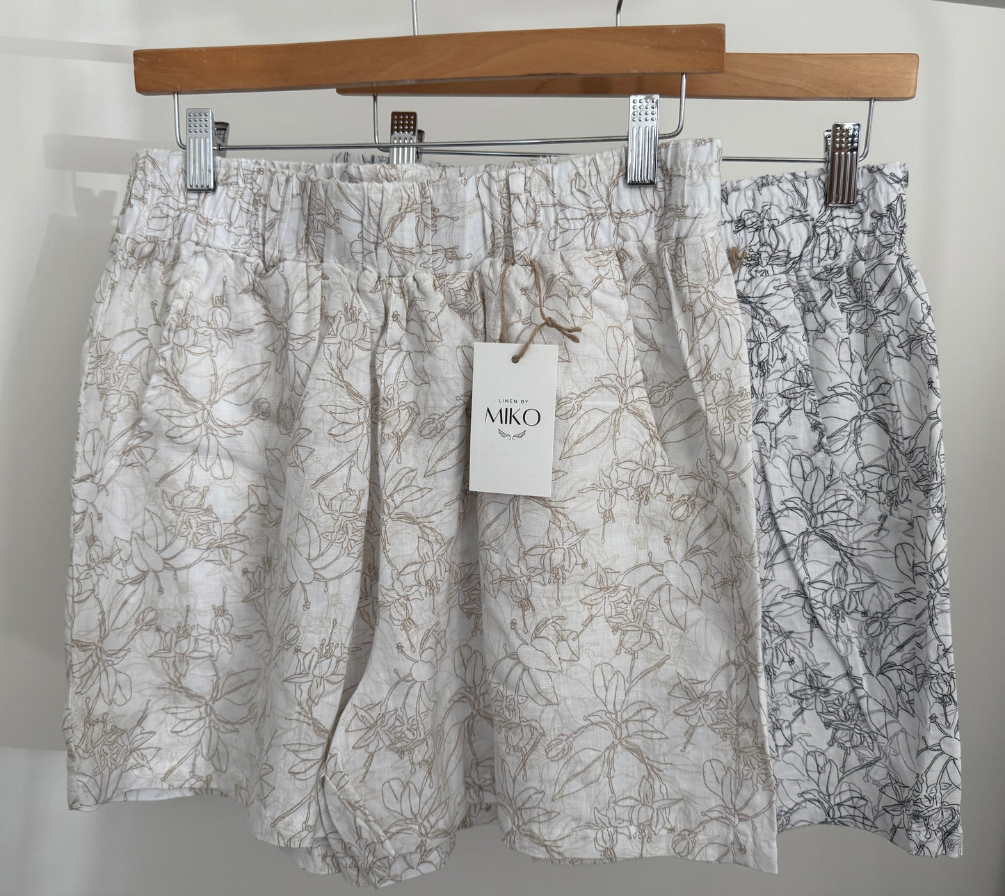 Linen Flower Pattern Shorts