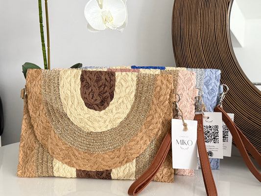 Color Block Spiral Clutch