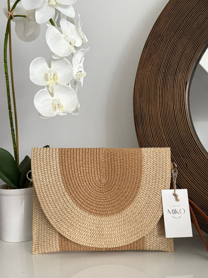 Two-Tone Spiral Clutch
